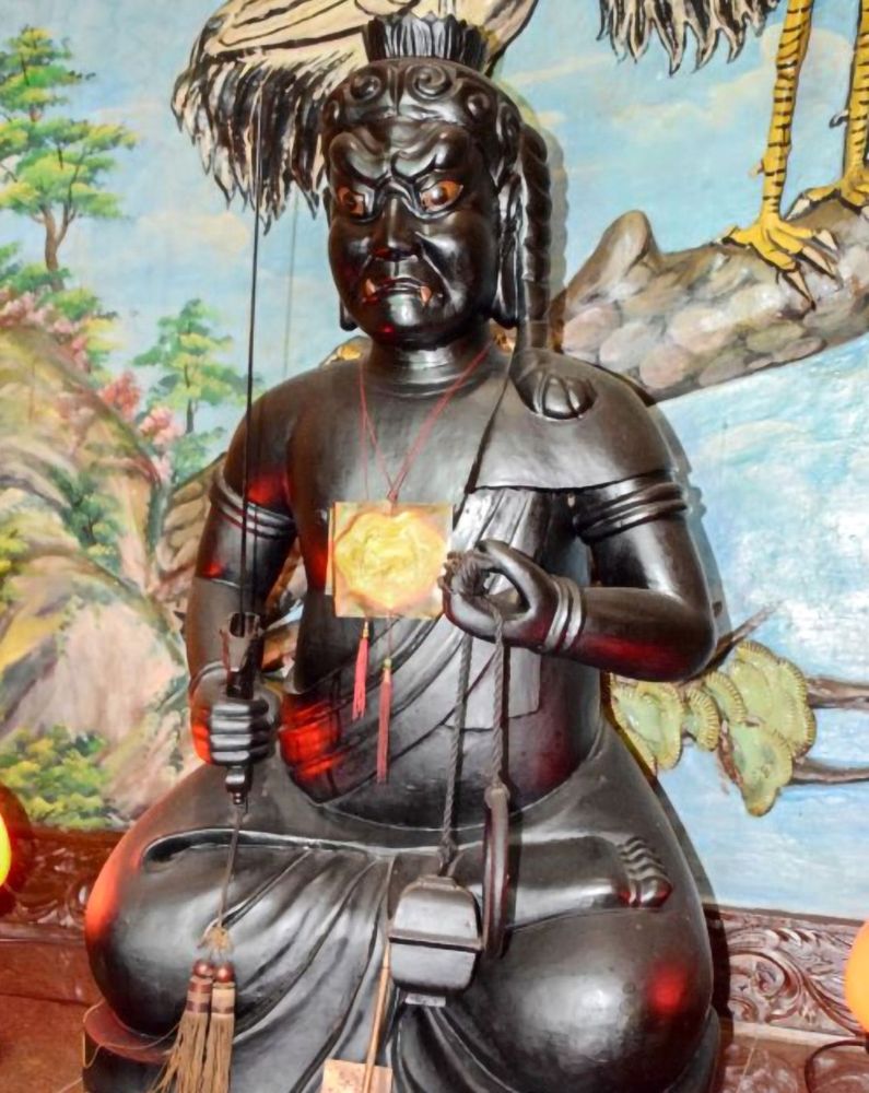 西寧寺中的不動明王 照片提供者：花蓮縣文化局
