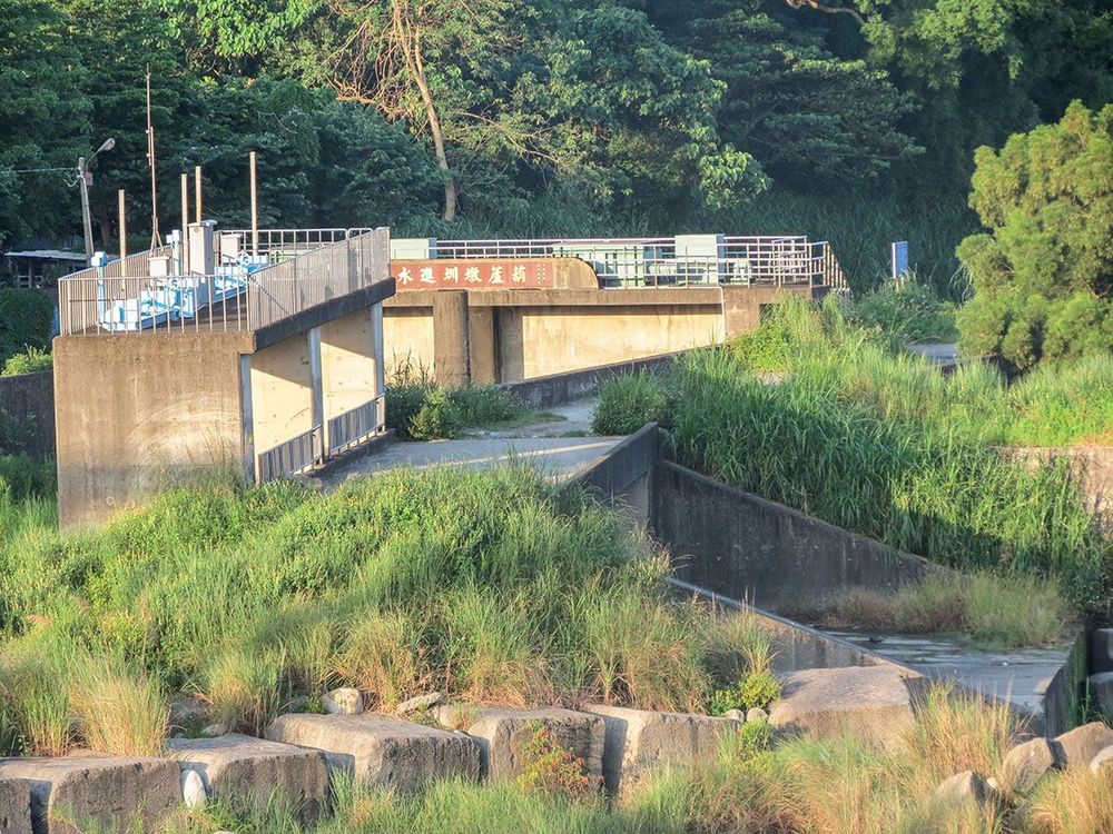 日治時期進水口遠景-2 照片提供者：臺中市后豐社區大學廖啟宗、吳怡靜、詹智傑共同提供 / 拍攝日期：2016/5/30