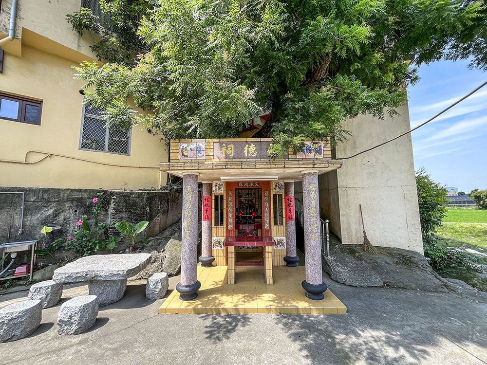 葫蘆墩圳本圳沿岸福德祠-第四鄰福德祠 照片提供者：臺中市后豐社區大學廖啟宗、吳怡靜、詹智傑共同提供 / 拍攝日期：2025/5/16