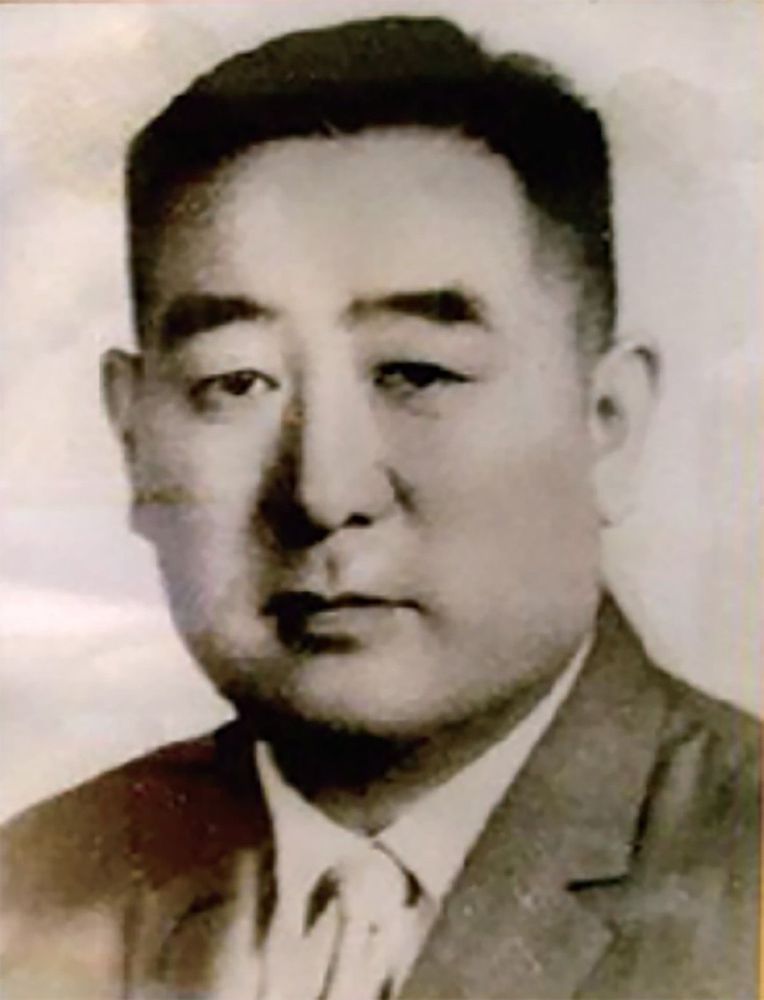 朱俊芝父親朱建之曾擔任退輔會彰化縣聯絡中心第一任主任。(照片提供：朱俊芝)