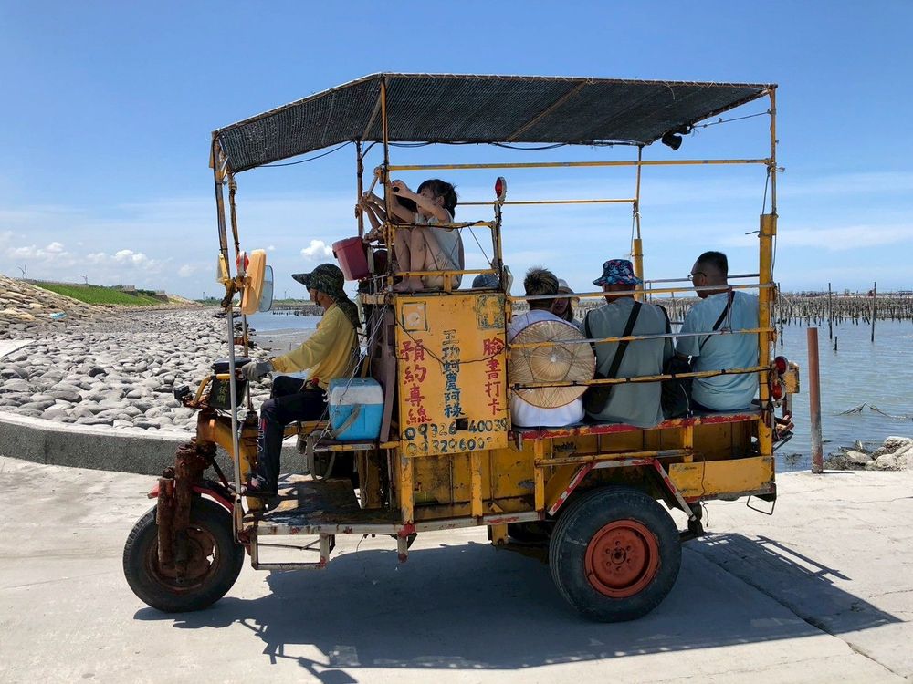搭乘觀光三輪鐵車-2照片提供者：彰化海洋食研基地團隊
