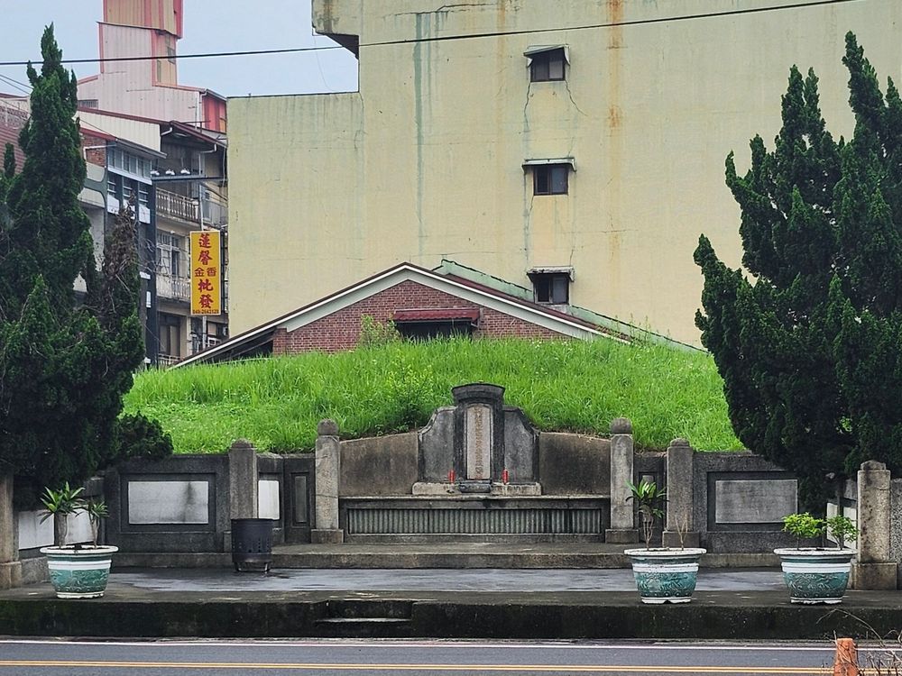 林圯墓全景（照片提供者：姚愛華/ 拍攝日期：2026/04/25）