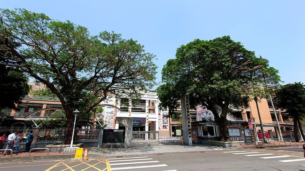 通議第的一部份土地改建成大溪國小照片拍攝者：洪光君 / 拍攝日期：2021/4/12