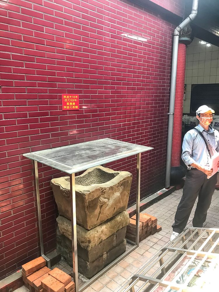 萬慶巖鎮店之寶─石香爐。照片拍攝者：方文樹 / 拍攝日期：2022/08/27