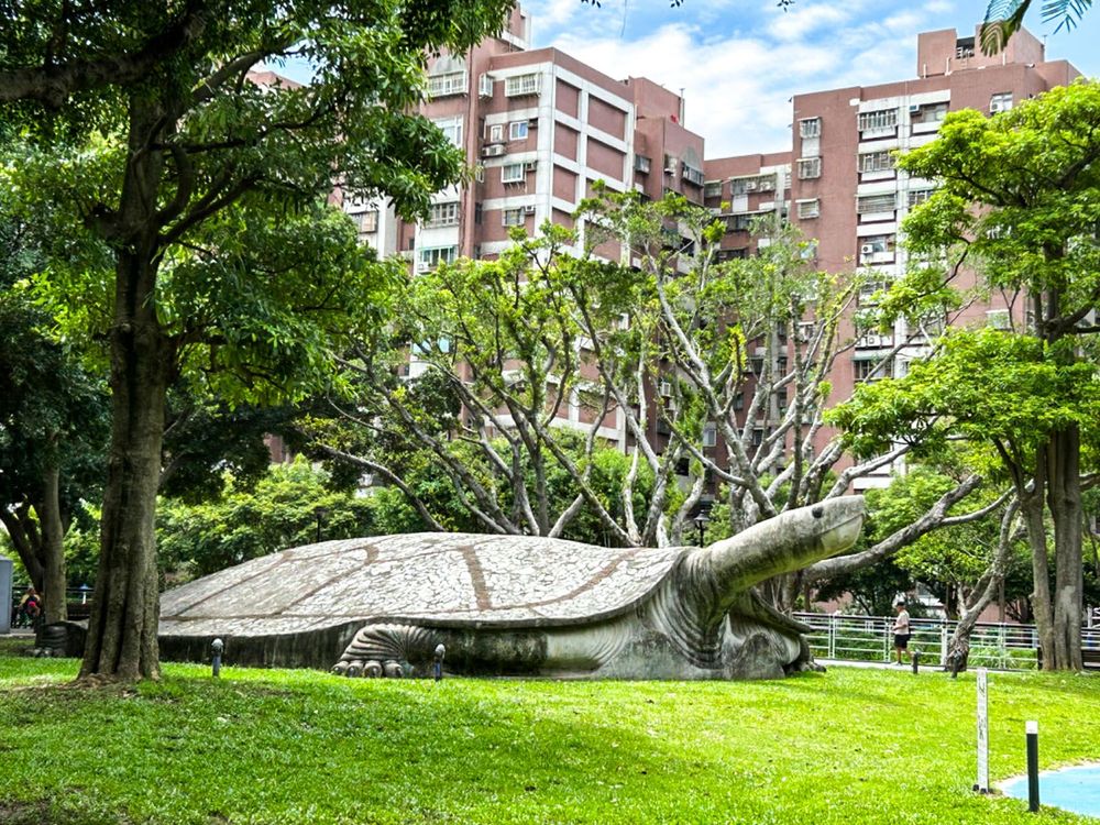 中正公園內大石龜。照片提供者：陳粉 / 拍攝日期：2023/08/19