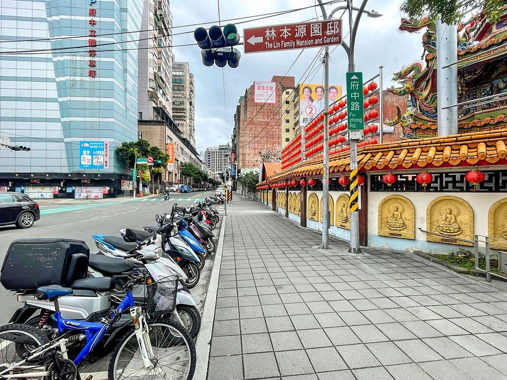府中路連接到接雲寺