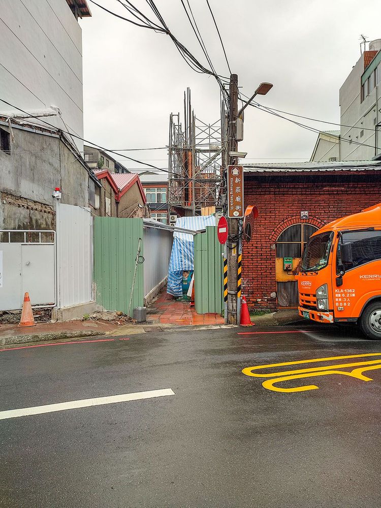 現在的挑水巷因為街道改建以快要消失。照片拍攝者：海山文史團隊