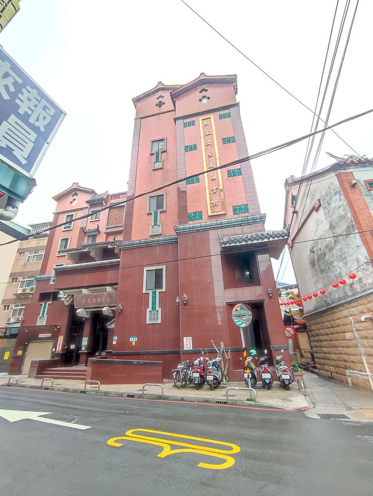 武聖廟的圖書大樓。照片拍攝者：海山文史團隊