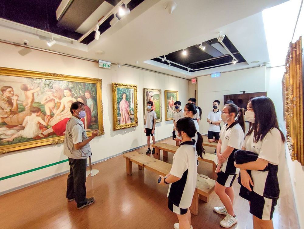 學生於校訂課程至李梅樹紀念館參觀。照片拍攝者：北大高中三峽學教師團隊