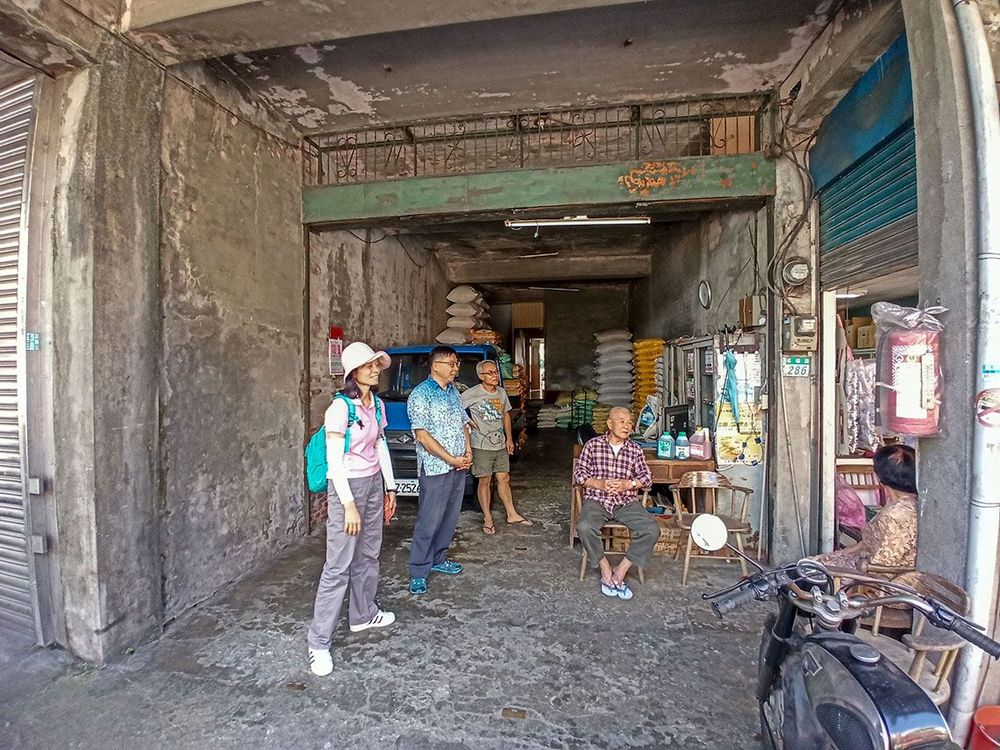 老街上的米店已斑駁卻是昔日居民重要的糧食交易處 照片提供者：朱肇維