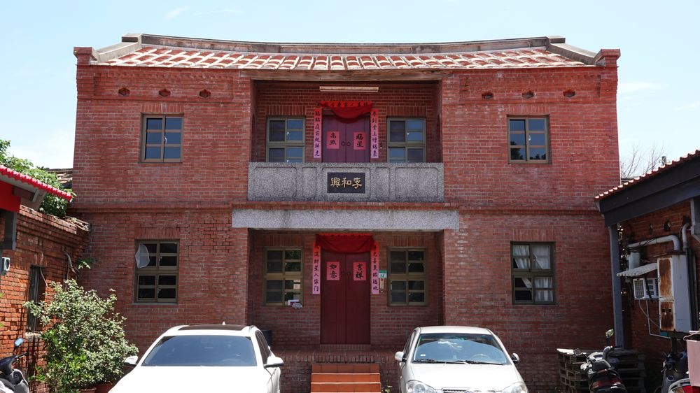 社子李和興宅的二層式三合院／資料來源：毛毓翔拍攝（2025年4月23日）。