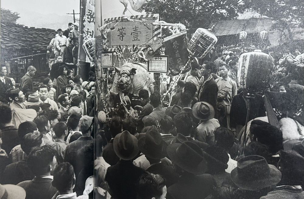 人山人海的壹等豬公1950年代中期（照片拍攝者：周玉麟翻拍）