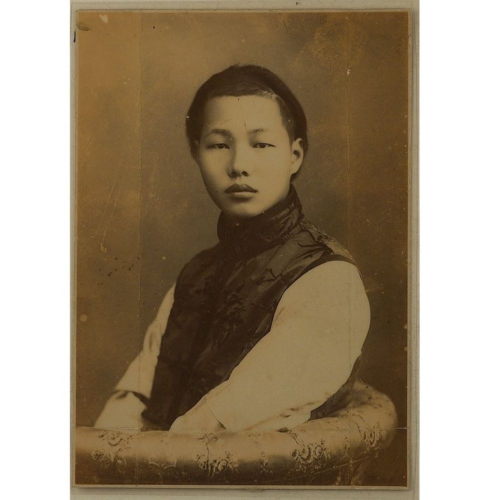 攝於初入台灣總督府醫學校時(1909年)（資料來源網址：財團法人賴和文教基金會／查詢日期：2025/6/14）