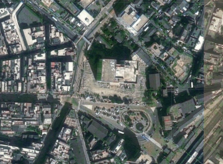 1980年代板橋街役場建築空拍（照片提供者：台灣百年歷史地圖 板橋都市計畫地形圖 / 拍攝日期：20260713截圖）