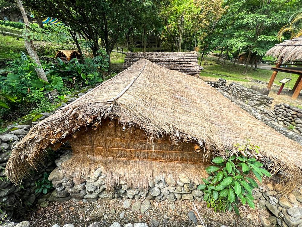 雅美族紅頭社家屋 Traditional Yami (Tao) House in Imaorod 照片拍攝者：原住民族委員會原住民族文化發展中心 / 拍攝日期：2022