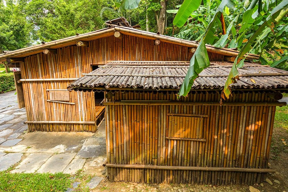 十八兒社住家 Traditional Saisiyat House in Shihbaer Village 照片拍攝者：原住民族委員會原住民族文化發展中心 / 拍攝日期：2022
