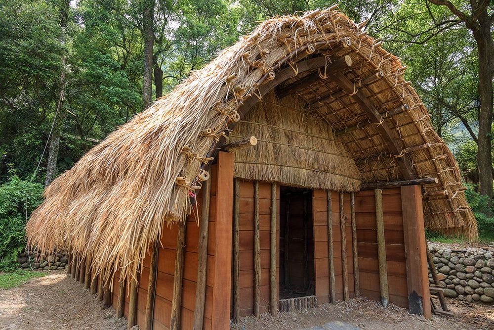 美巴拉社住家 Traditional Atayal House in Meibala Village 照片拍攝者：原住民族委員會原住民族文化發展中心 / 拍攝日期：2022