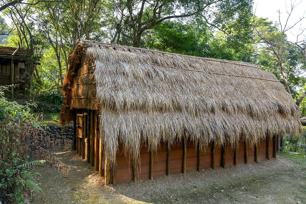 美巴拉社住家 Traditional Atayal House in Meibala Village 照片拍攝者：原住民族委員會原住民族文化發展中心 / 拍攝日期：2022
