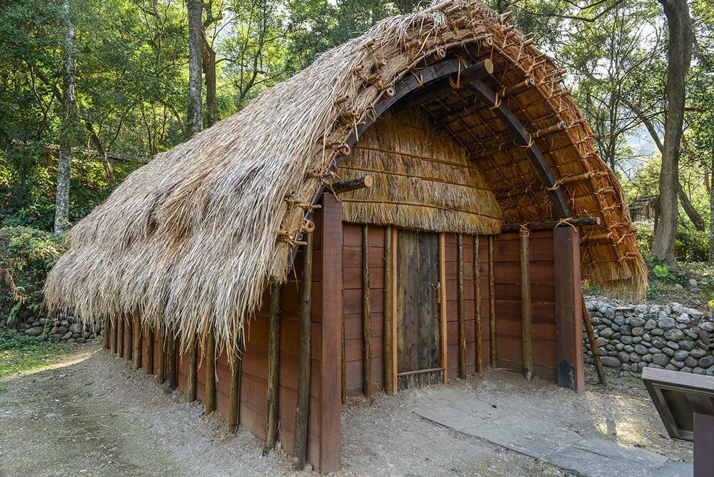 美巴拉社住家 Traditional Atayal House in Meibala Village 照片拍攝者：原住民族委員會原住民族文化發展中心 / 拍攝日期：2022