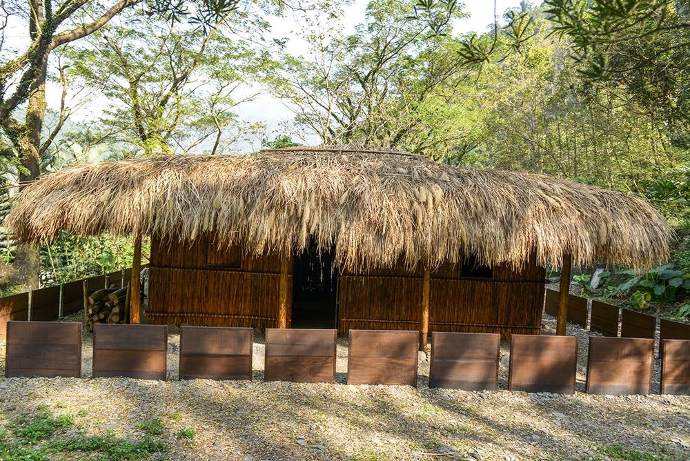 卡那卡那富族傳統家屋 Traditional Kanakanavu Dwelling 照片拍攝者：原住民族委員會原住民族文化發展中心 / 拍攝日期：2022
