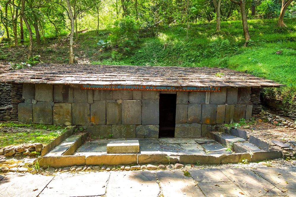 良久社住家 Traditional House in Liangjiu Village 照片拍攝者：原住民族委員會原住民族文化發展中心 / 拍攝日期：2022