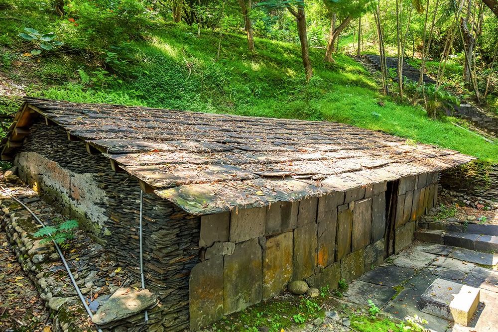 良久社住家 Traditional House in Liangjiu Village 照片拍攝者：原住民族委員會原住民族文化發展中心 / 拍攝日期：2022