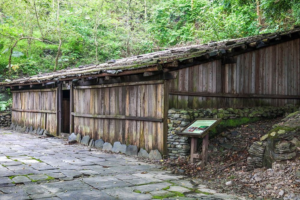 利稻社住家 Traditional Houses in Lidao Village 照片拍攝者：原住民族委員會原住民族文化發展中心 / 拍攝日期：2022