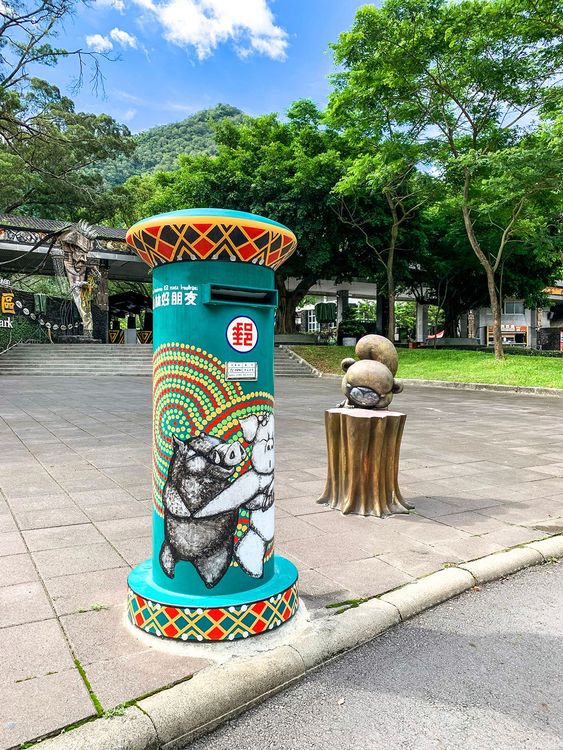 04山林好朋友郵筒＆飛鼠 Companions of the Forest Mailbox