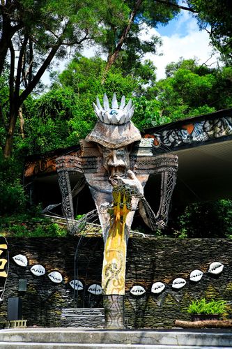 05在我熟悉的文化我是巨人 In My Familiar Culture, I Am a Giant