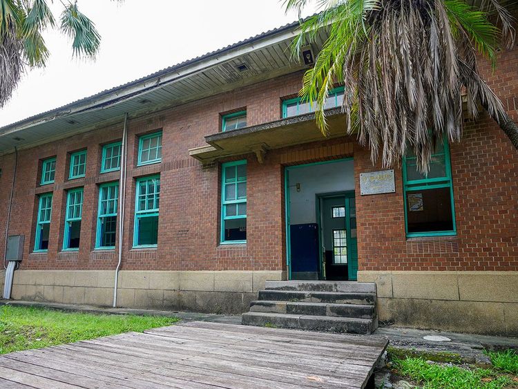 01-4理化學實驗室及圖書課