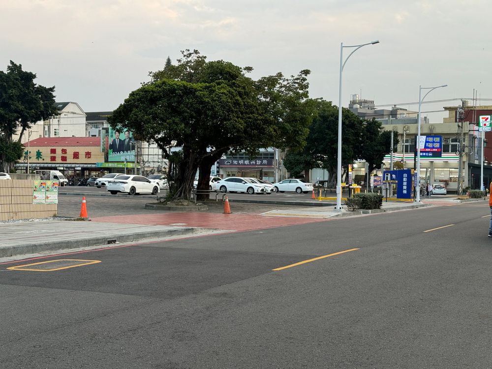 光復路收費停車場前 照片提供者：黃崇哲/拍攝日期：2023/12/30