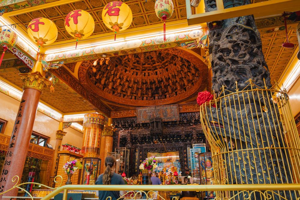 廟中主祀觀音佛祖(照片提供者：街密小組 / 拍攝日期：2025/6/28)