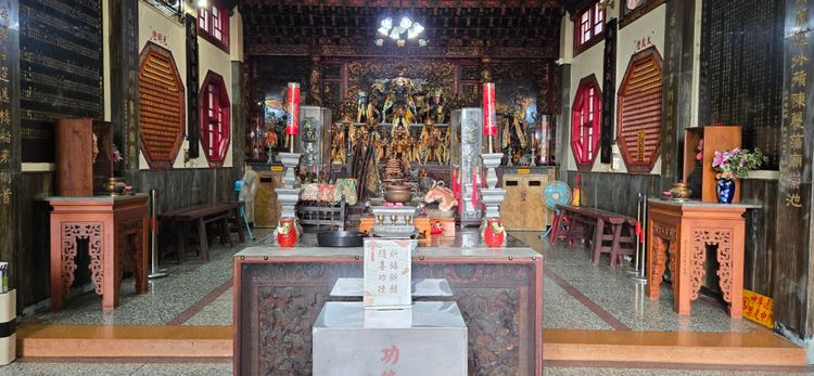 02-3王城西社西㡣殿